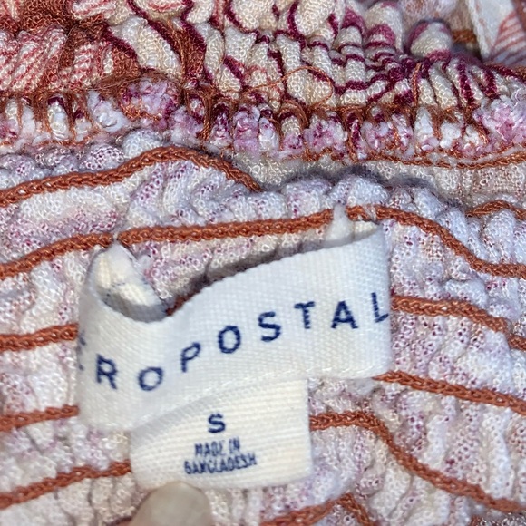 Aeropostale Floral Top - Picture 4 of 4